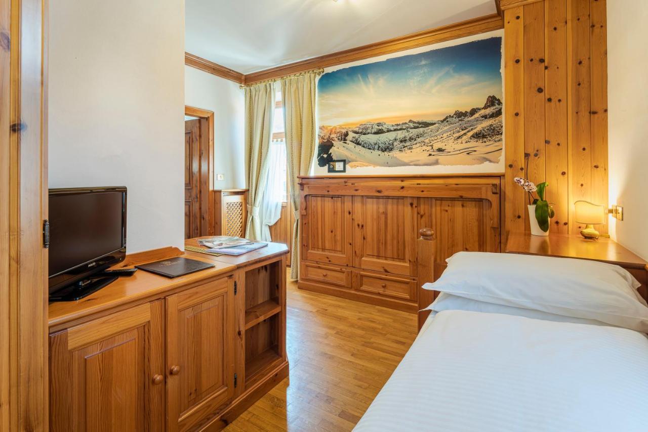 Franceschi Park Hotel Cortina dʼAmpezzo Dış mekan fotoğraf
