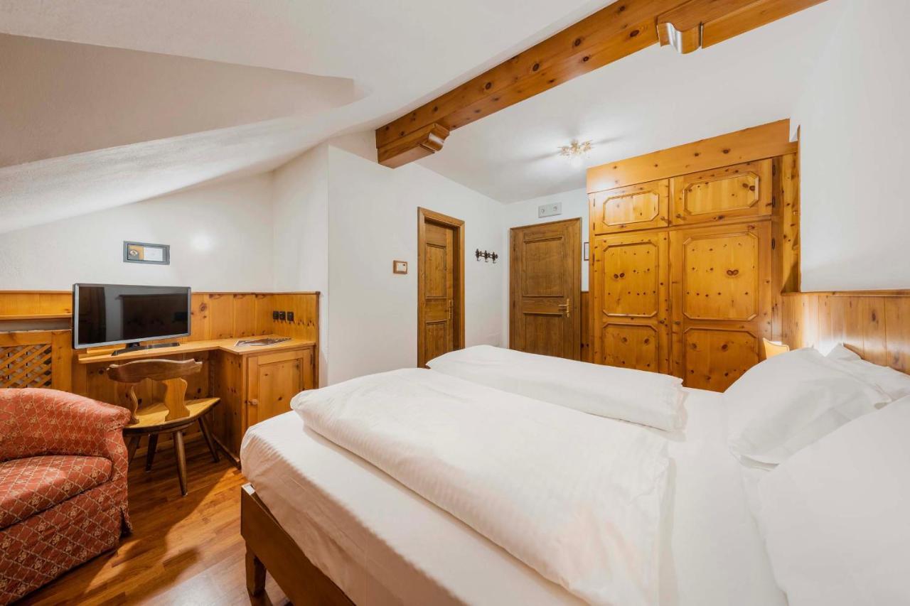 Franceschi Park Hotel Cortina dʼAmpezzo Dış mekan fotoğraf