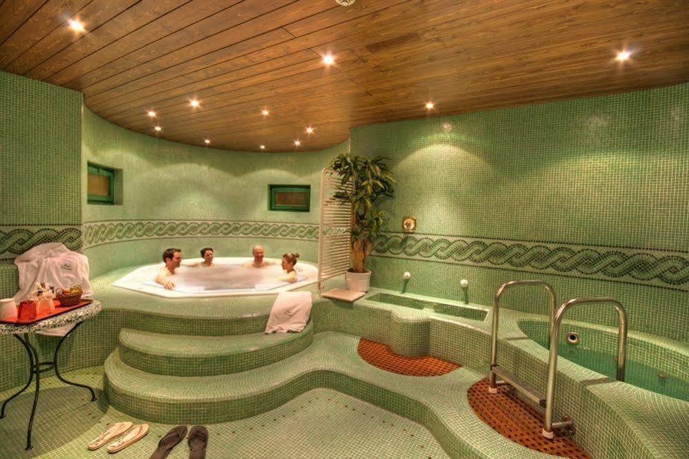 Franceschi Park Hotel Cortina dʼAmpezzo Dış mekan fotoğraf